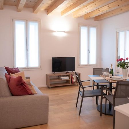 Amendola City View Apartments Suite Romantica كومو المظهر الخارجي الصورة
