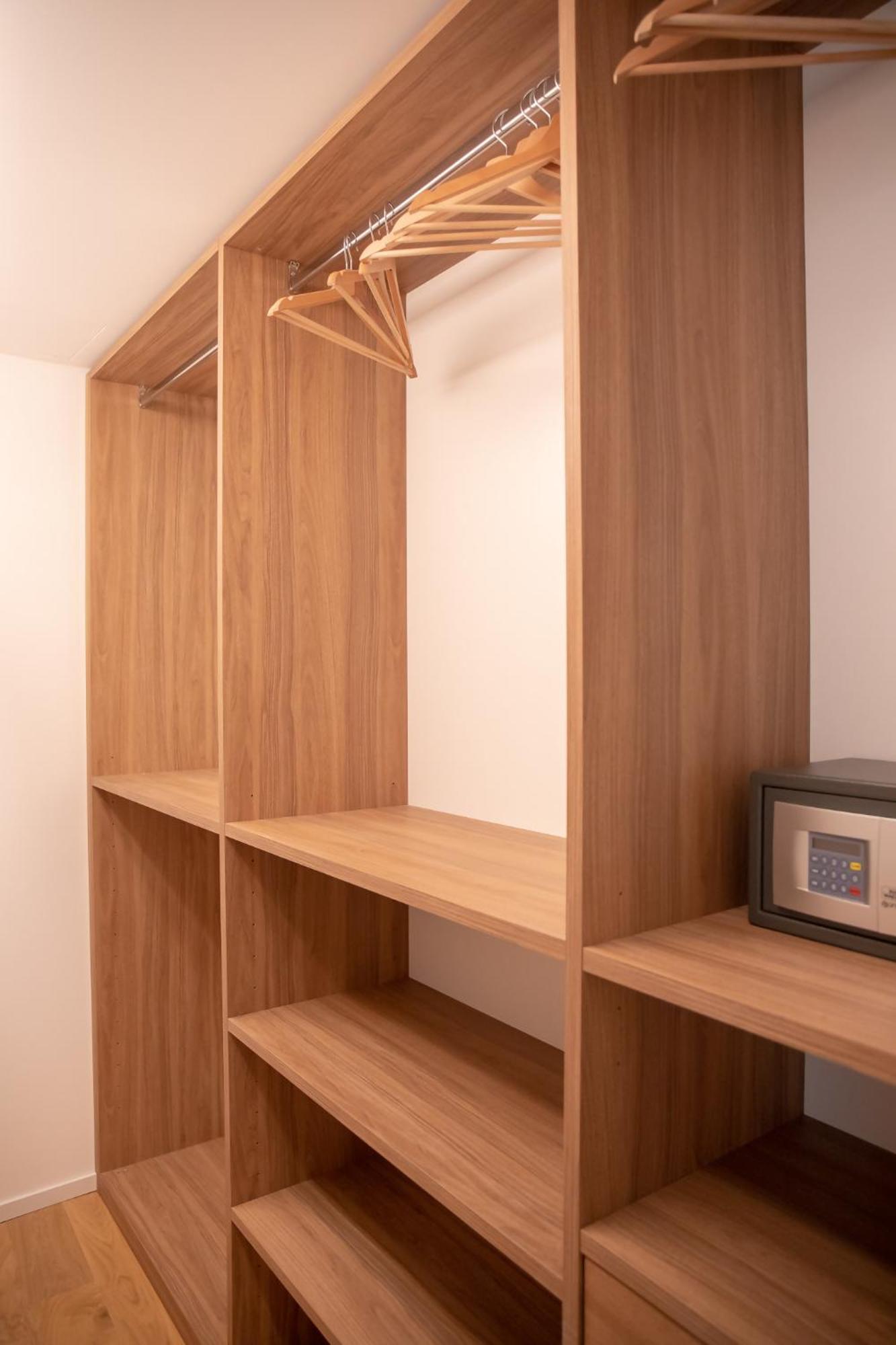 Amendola City View Apartments Suite Romantica كومو المظهر الخارجي الصورة